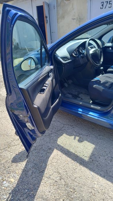 Продається Peugeot 207