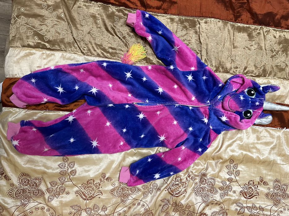 Шуба.Джинсы.Кигуруми.Лосины.Вещи пакетом.Курточка.