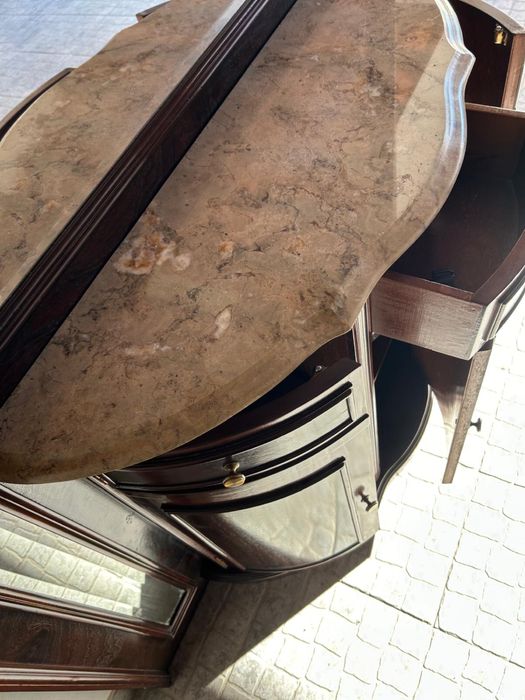 Sapateira  de corredor em optimo estado