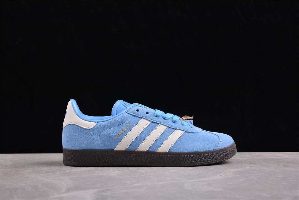 Adidas Gazelle Azul Claro/Branco Novas – Tamanho 38