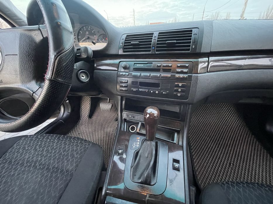Bmw 3 Series 1.8 автомат