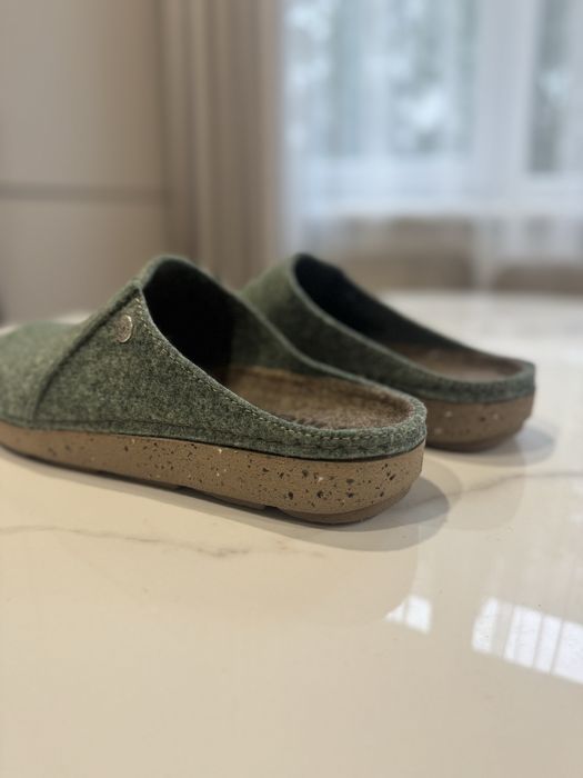 Домашні тапки фірми Інблу з  войлока