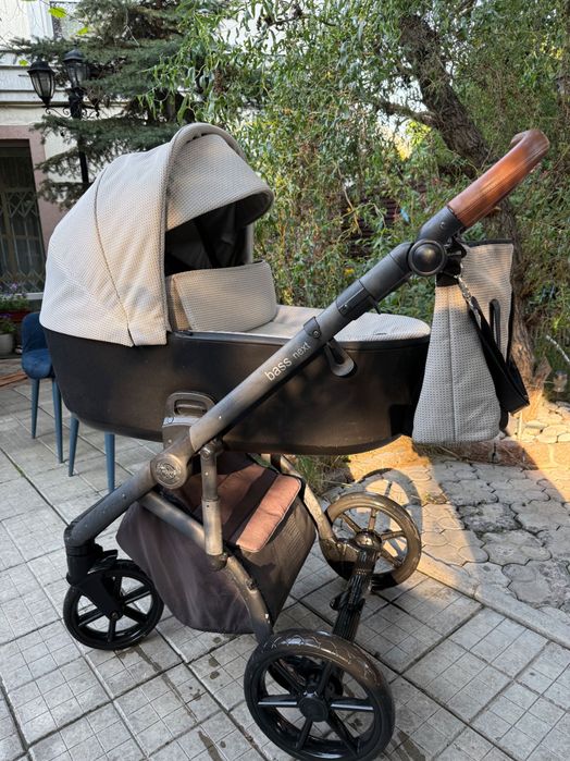 Дитяча коляска Roan bass next 6000 грн.