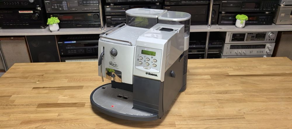 Кавова машина Saeco Royal Cappuccino