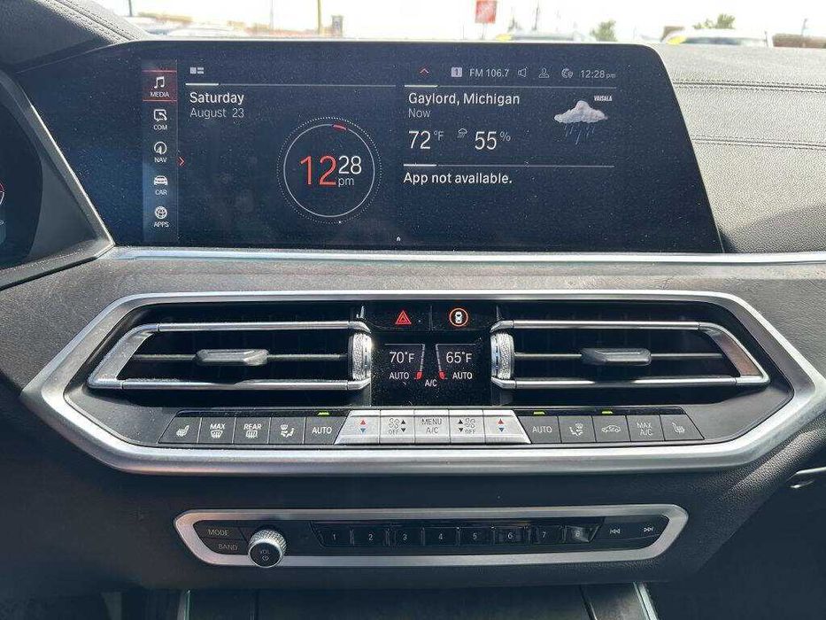 BMW X5 xDrive40i 2023 — современный премиум SUV