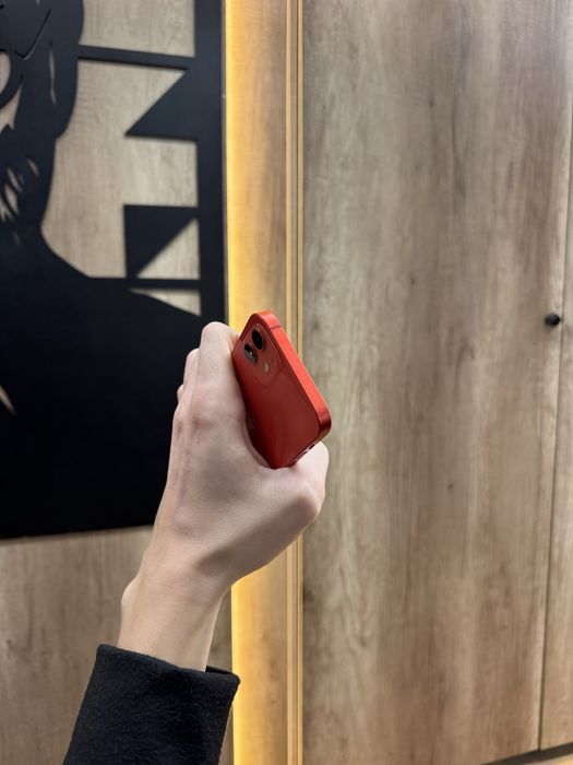 IPhone 12 64gb Red Костюшка 5