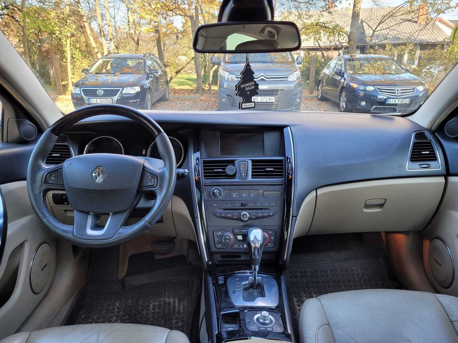 Renault Latitude USZKODZONY!!