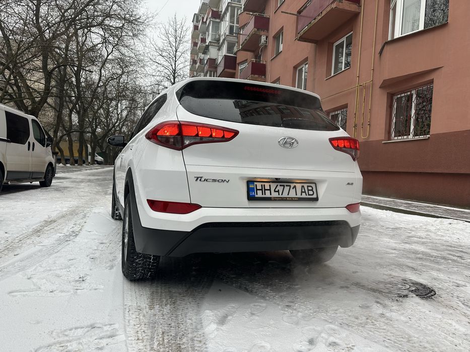 Продам hyundai tucson