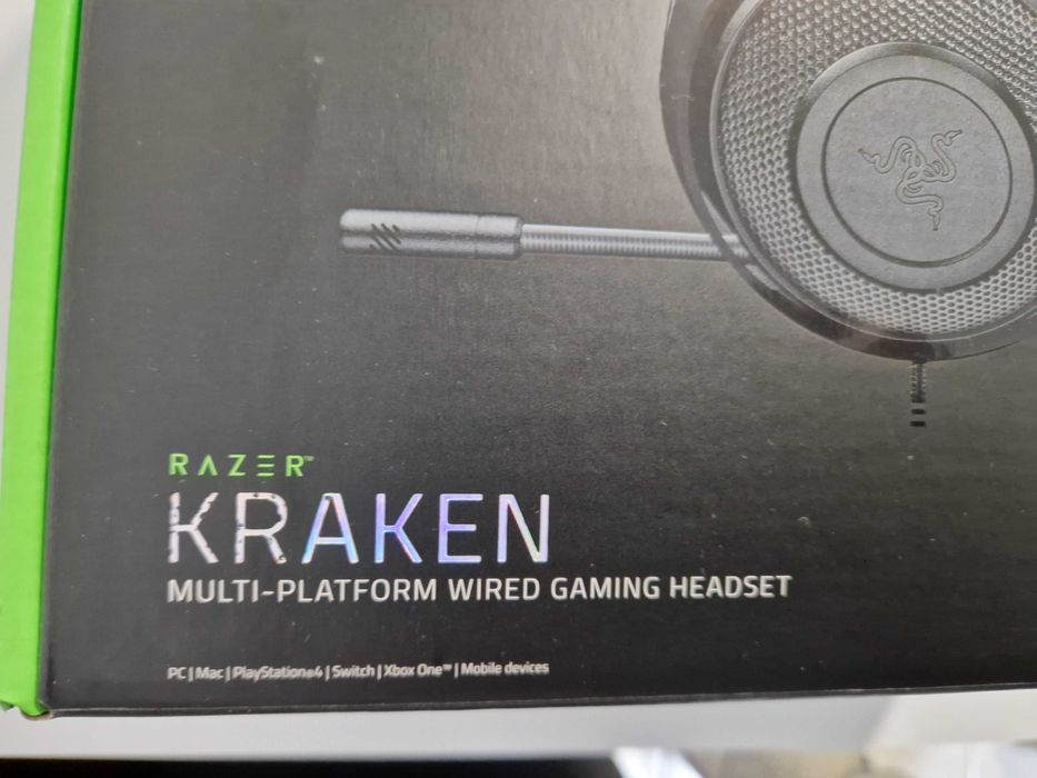 Auscultadores Gaming com Fio RAZER Kraken
