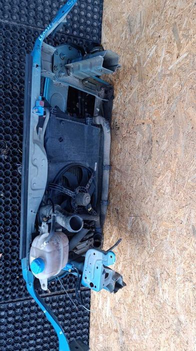 Peugeot Bipper 1.4B Pas Przedni Komplet Kny