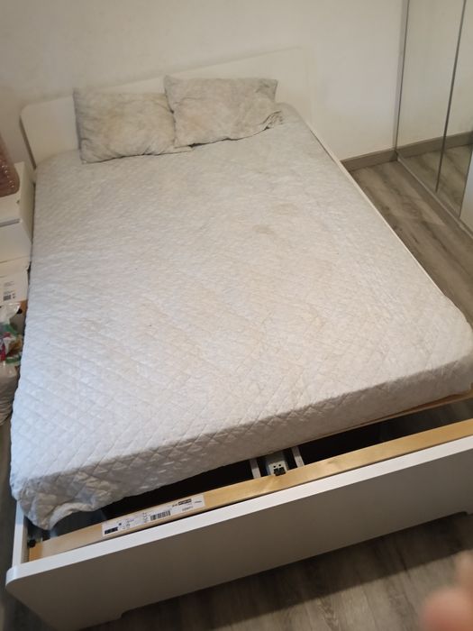 Cama casal ikea 140cm