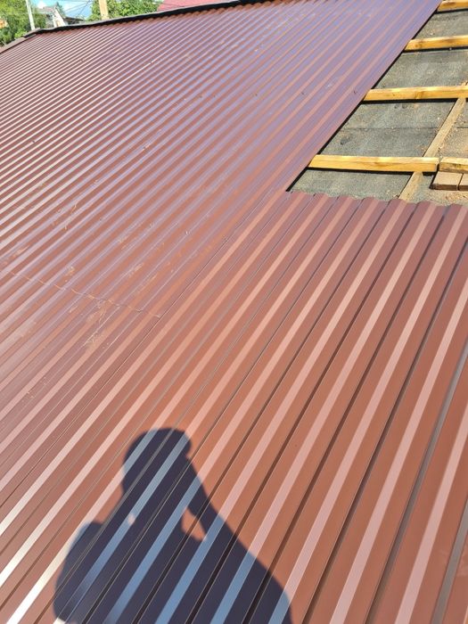 Uslugi dekarsko-blacharskie Dekarz naprawa dachu