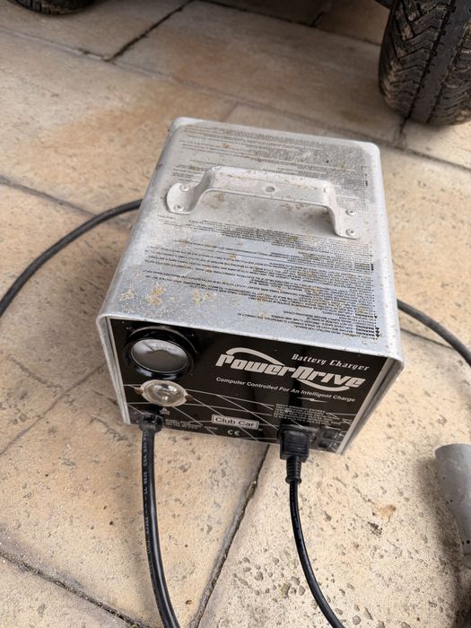 Carregador para carrinho de golfe ClubCar