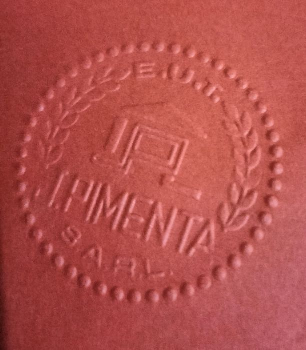 Máquina Antiga com Carimbo J. Pimenta