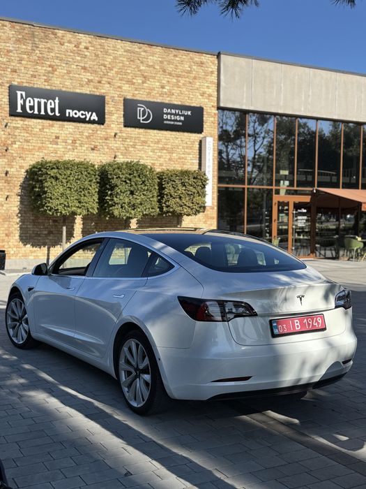 Tesla 3 2019 60kw