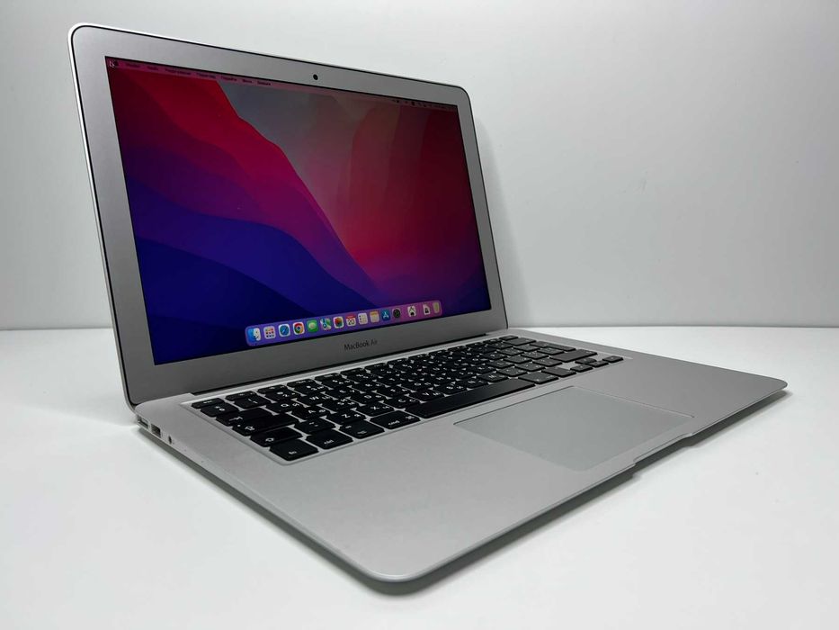 MacBook Air 13 2015, a1466, Core i5, 8Gb, SSD 128Gb, macOS Monterey