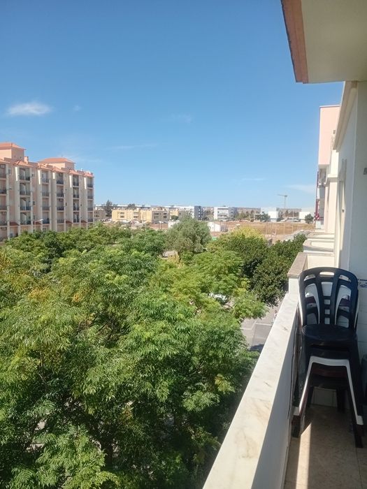 Vendo T2 excelente localização