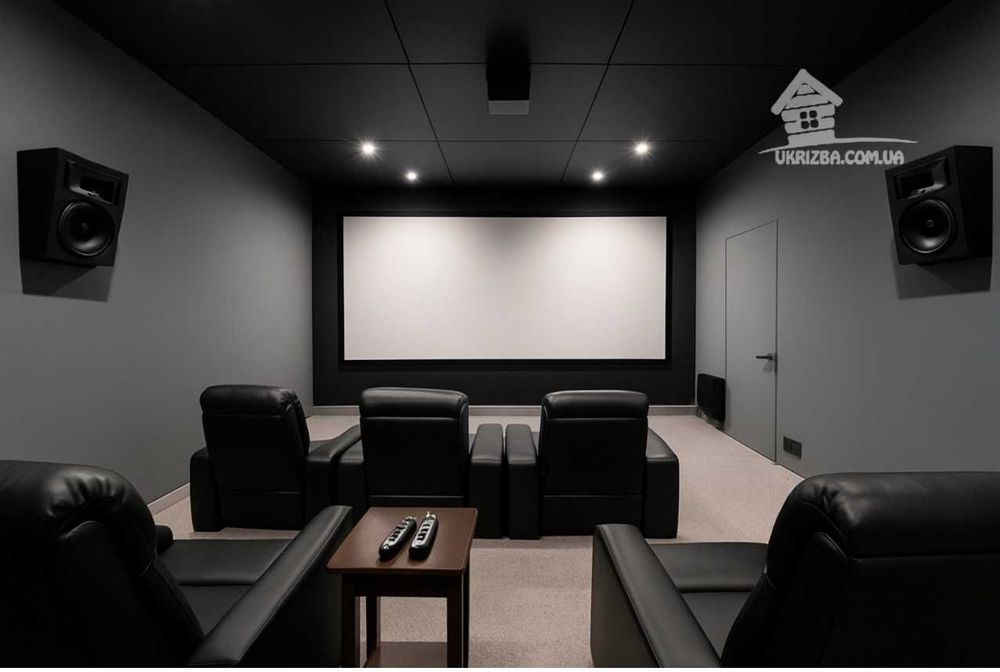 Центр. Будинок VIP-рівня. Більярд,караоке,теніс,аерохокей. До 25 осіб.