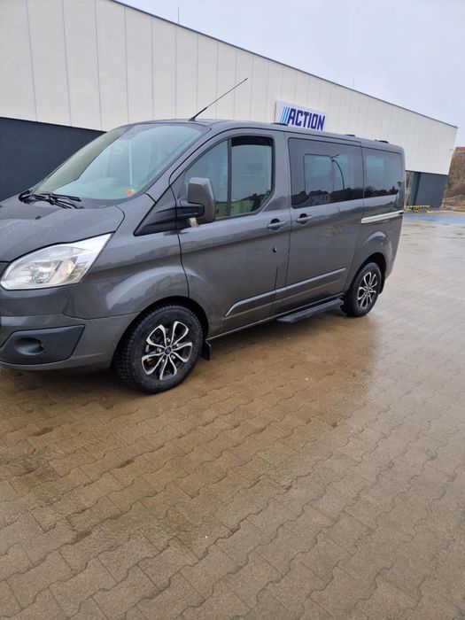 Ford Custom Tourneo