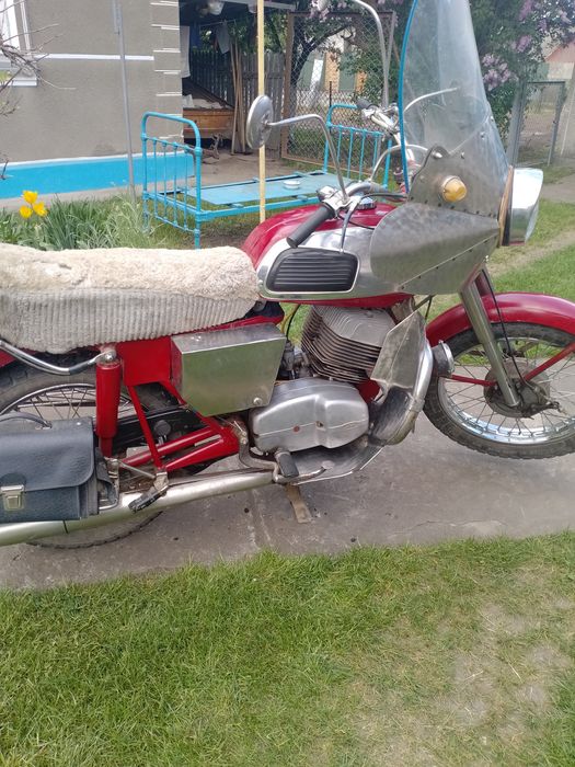 Продам Чезет 350