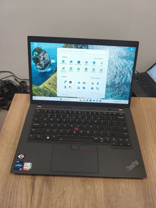 #7363 Lenovo ThinkPad L14 G3 i5-1235U 16GB 256SSD W11P Fv23 Gw12 LUX
