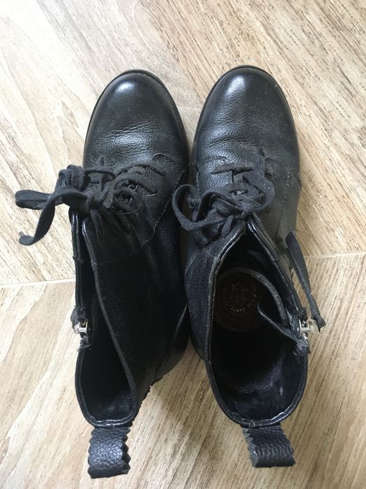 Buty ze skóry czarne gwiazdy 37