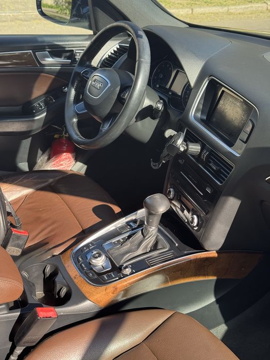 Продаю свою Audi q5  в повній комплектації