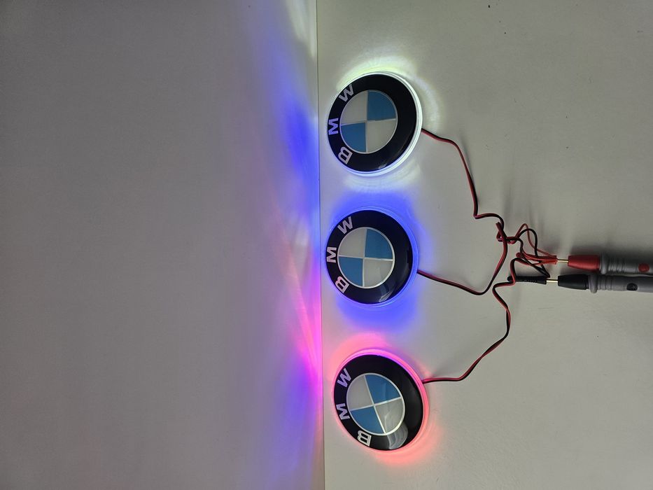 Emblema BMW LED 82mm – Ilumine com Estilo!