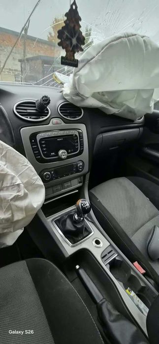 Samochod osobowy ford focus
