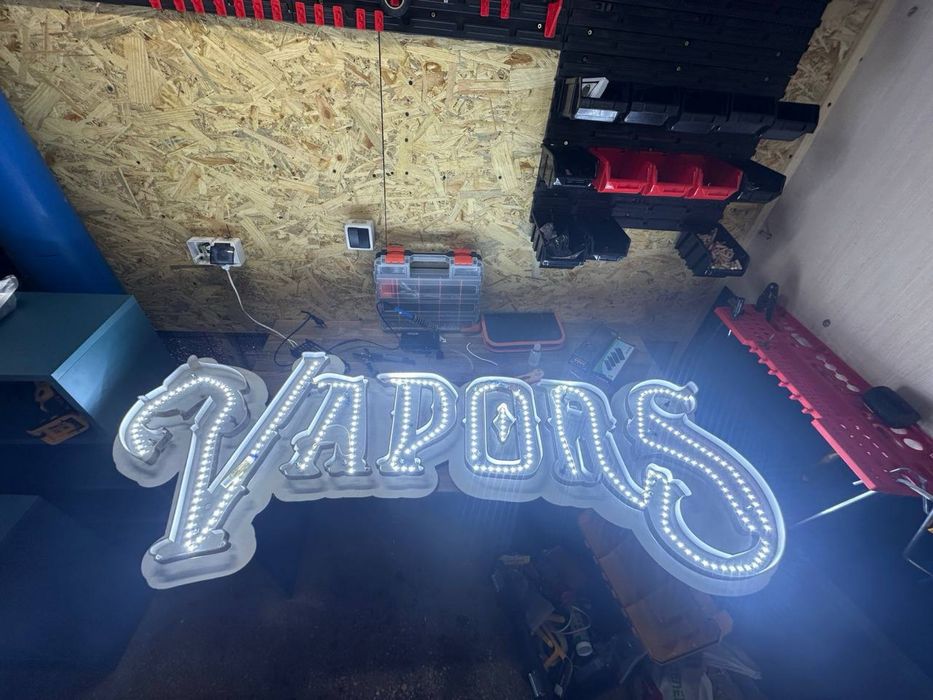 Ремонт світлових вивісок та LED | Львів