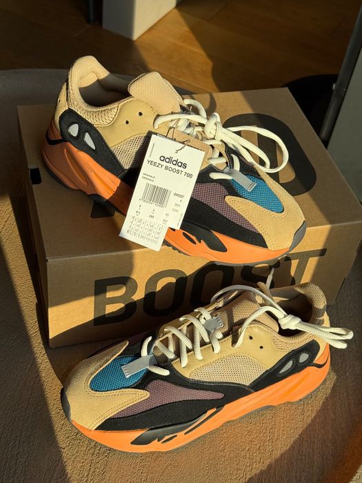 NOWE Yeezy 700 Enflame Amber – EU 42