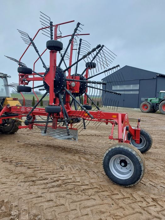 Zgrabiarka dwugwiazdowa Lely 745 CD Vario