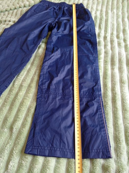 Непромокаемые спортивные штаны