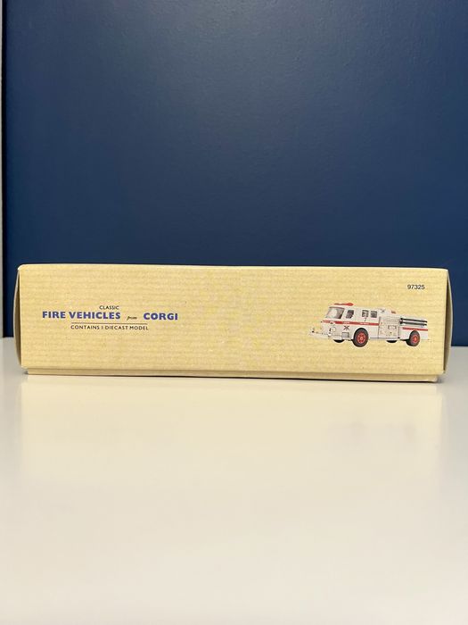American LaFrance Denver Fire #97325 Limited Edition Corgi Classics