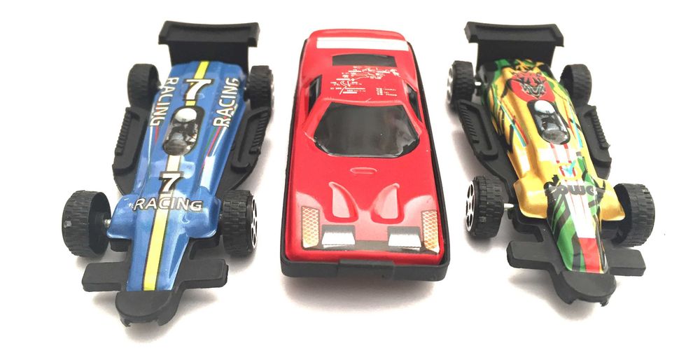 TEDI Germany - 3 x carros  +/- 1:65 * escala - em plástico e chapa