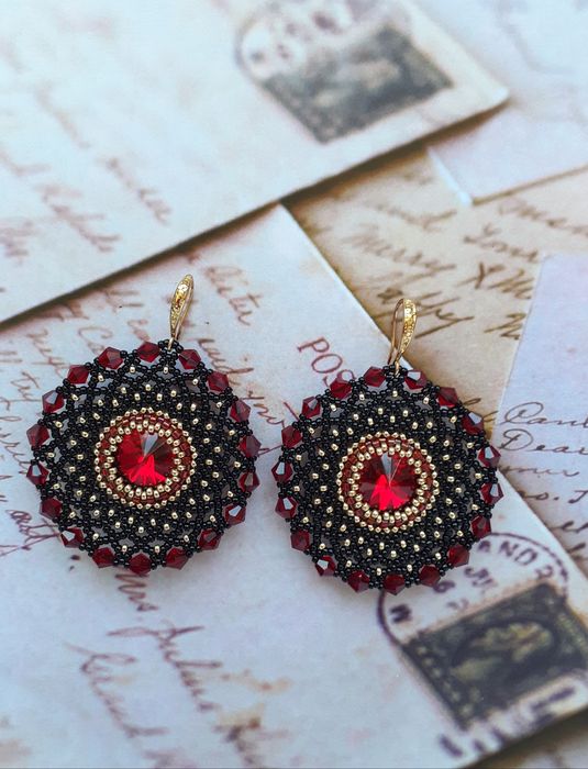 Серьги, серёжки, сережки, кульчики красные ручной работы бижутерия