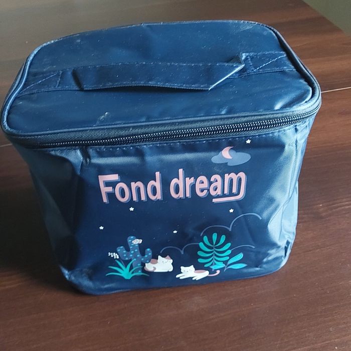 Kosmetyczka damska