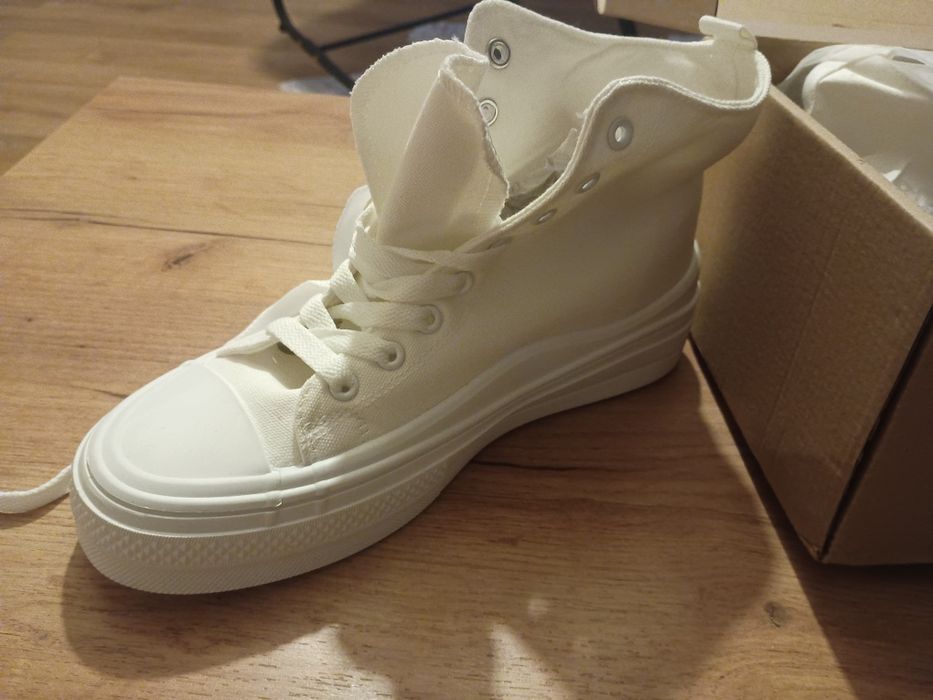 Białe trampki rozm. 41