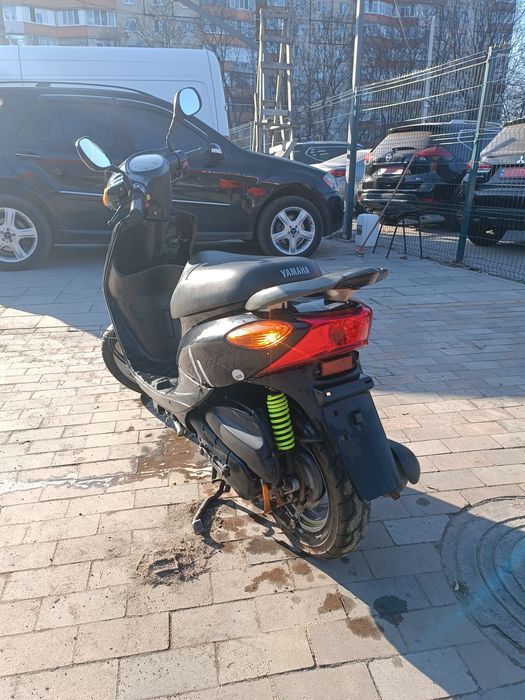 Продам скутер Yamaha Jog