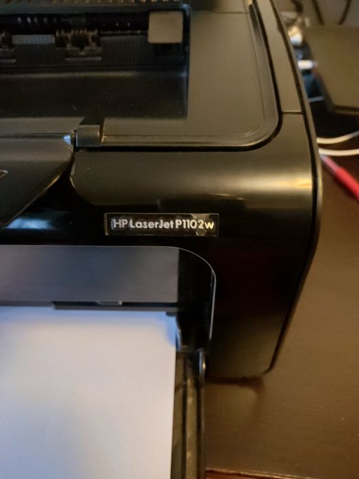 Impressora  HP Laserjet P1102w impecável.