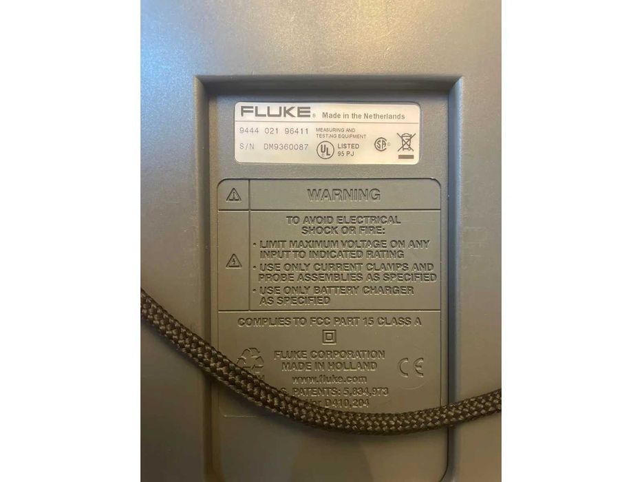 Multímetro FLUKE - 867B