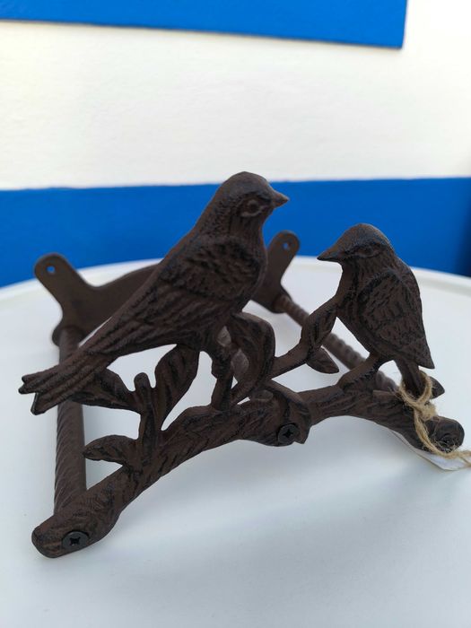 Vendo suporte de mangueira rústico NOVO