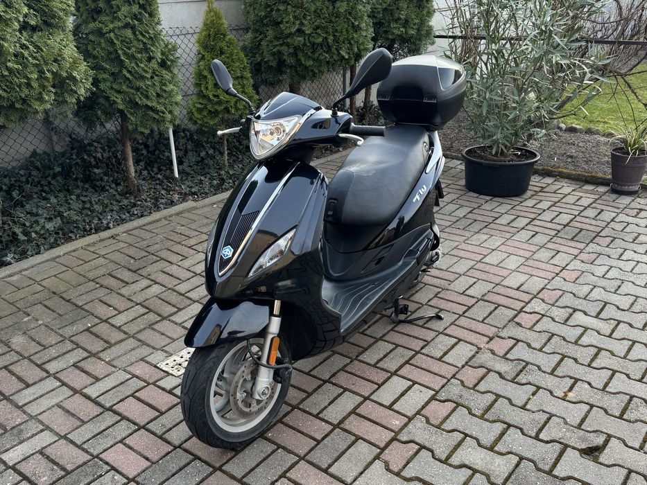Skuter Piaggio Fly 50cm
