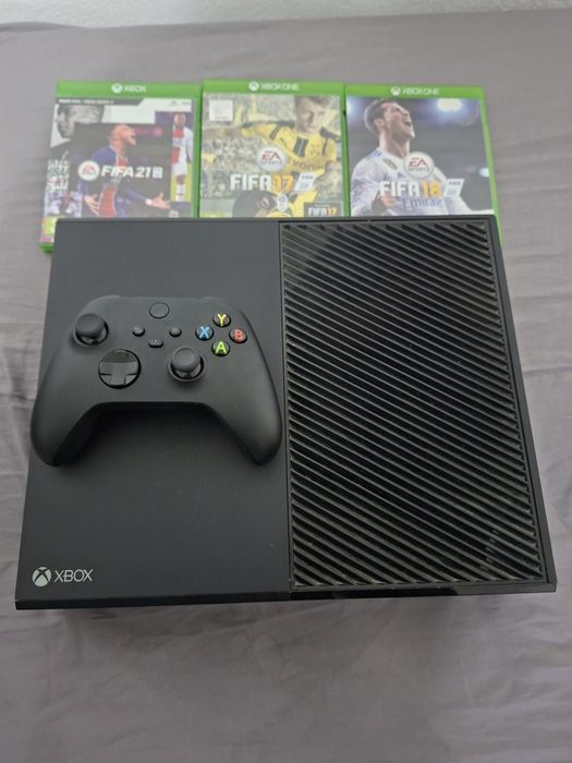 Xbox one em excelente estado tudo funcionando perfeitamente