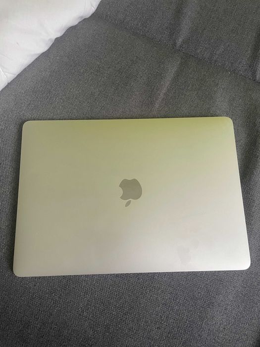 Macbook Pro 2015, SSD, i5, 8GB RAM