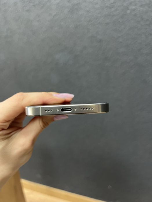 IPHONE 16 pro 256 Natural e-sim