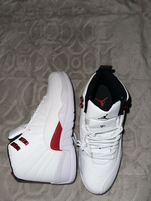 Jordan 12 retro branco