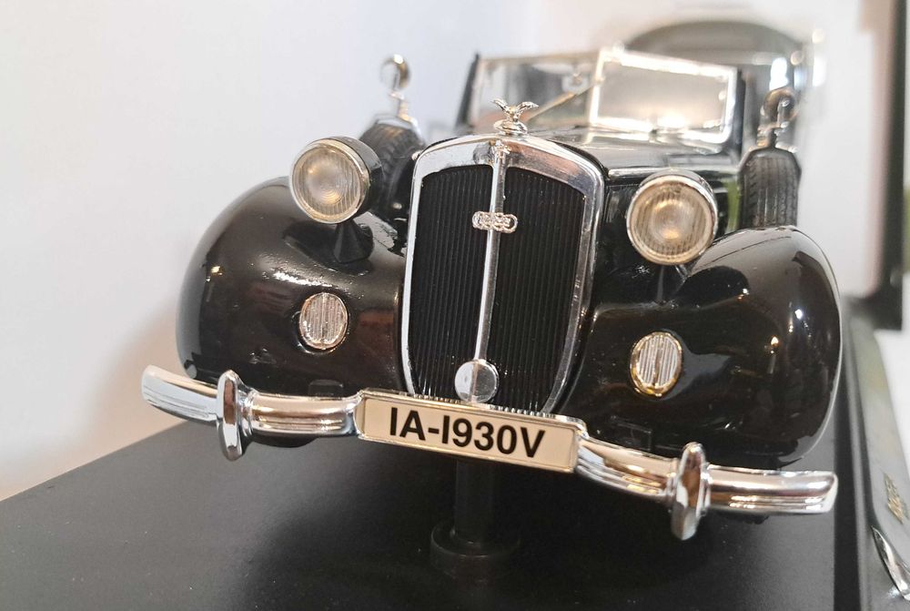 1/18 Horch 930V - Ricko