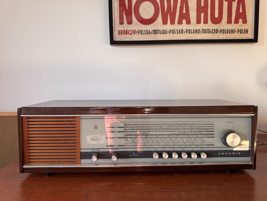 Radio lampowe Grundig RF145