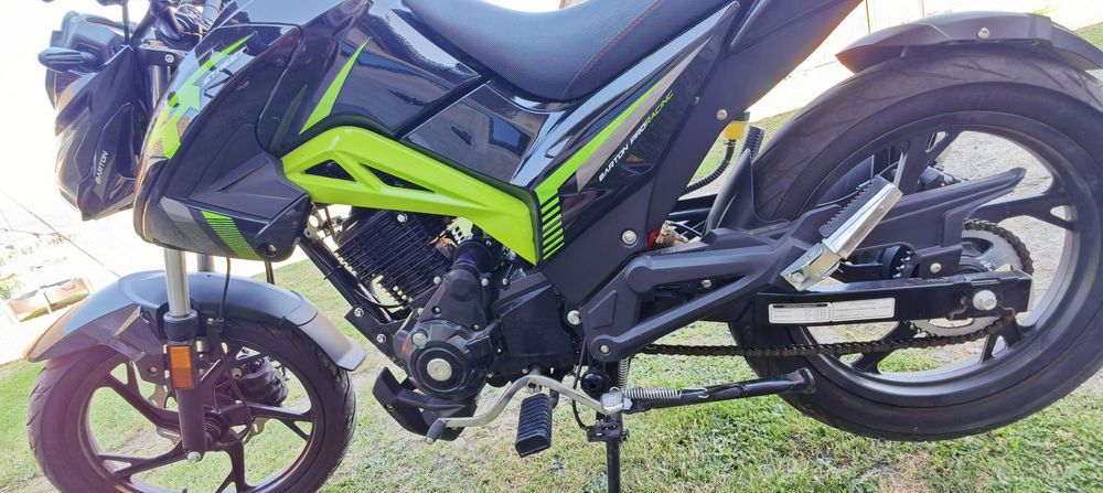 Barton Street R 125